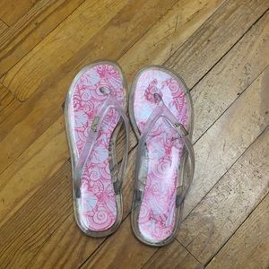 Vineyard vines rubber flip flops
